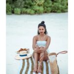 Amala Paul Instagram – The beach is my therapist. 🏖️🌊

@pickyourtrail @sunsiyamiruveli @sunsiyamresorts

#beachbum #beachesbecray #maldives #holiday #beachholidays #beach #travel #summer #sea #nature #photography #sunset #love #beachlife #ocean #sun #photooftheday #instagood #beautiful #vacation #travelphotography  #beachvibes #travelgram #waves #photo #sand #fashion #naturephotography #surf Sun Siyam Iru Veli