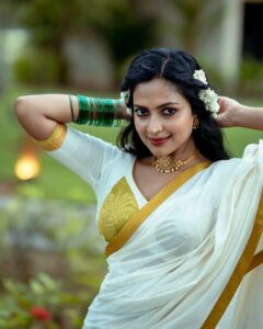 Amala Paul Instagram - നിങ്ങളുടെ ഓണസദ്യ പോലെ നിങ്ങളുടെ ജീവിതവും മികച്ചതായിരിക്കുമെന്ന് ഞാൻ പ്രതീക്ഷിക്കുന്നു! ❤️

ഹാപ്പി ഓണം! 🪷

Shot by: @ajishpremphotography 

Stylist : @asaniya_nazrin

Outfit : @pranaahbypoornimaindrajith

#HappyOnam #Onam #kerala #malayalam #onamsadya #india #keralagram #love #photography  #malayalam #instagram #kochi #keralagodsowncountry #instagood #malayali #godsowncountry #mallugram #nature #keralam #mollywood #keralagallery #entekeralam