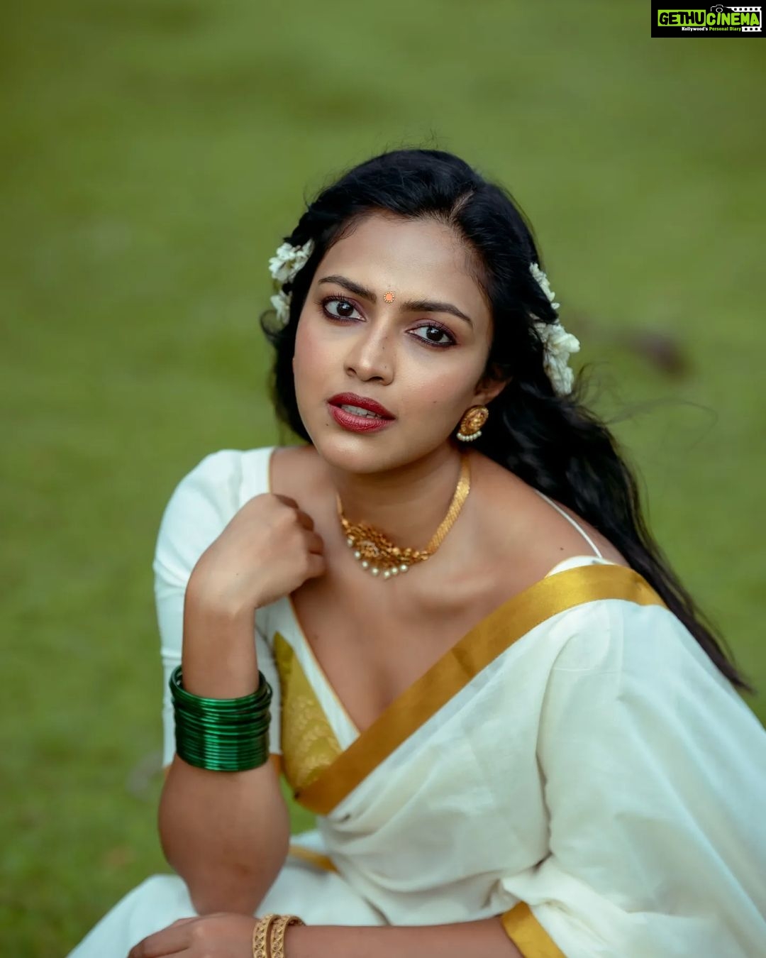 Tamil Actress Amala Paul Xxx Sex Fucking Free - Actress Amala Paul Top 100 Instagram Photos and Posts - Gethu Cinema