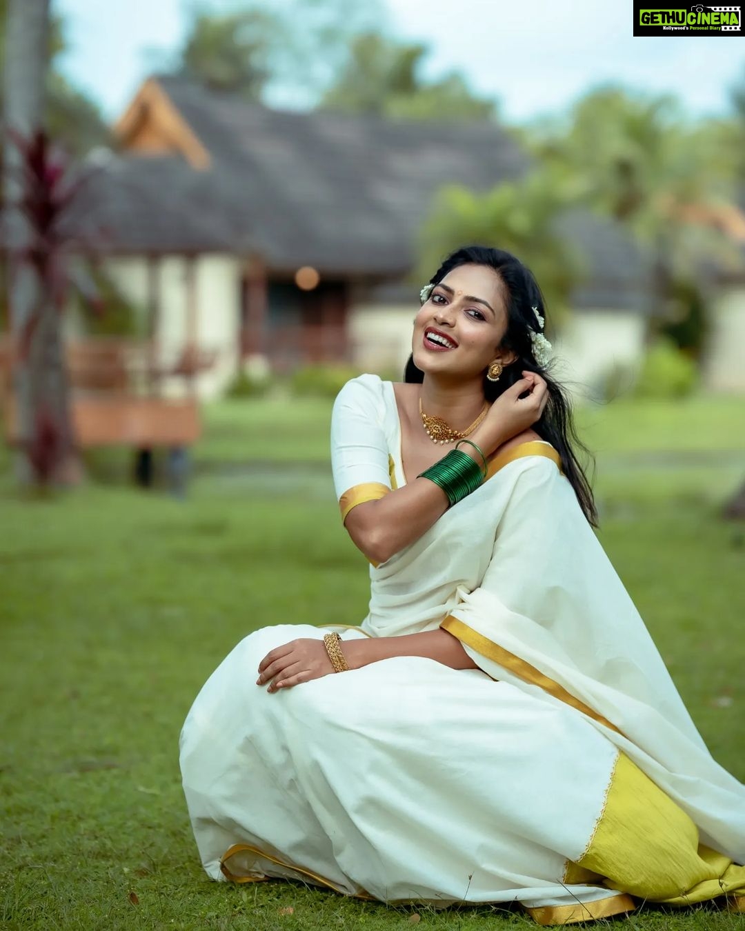 Amala Paul - 298.9K Likes - Most Liked Instagram Photos