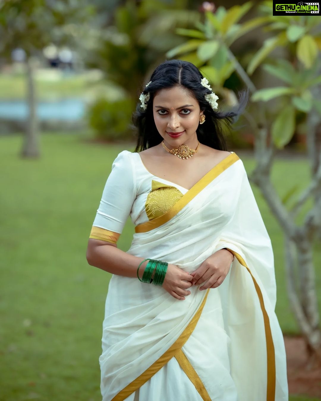 Amala Paul - 298.9K Likes - Most Liked Instagram Photos