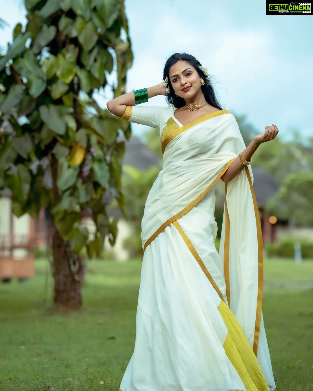 Amala Paul - 298.9K Likes - Most Liked Instagram Photos