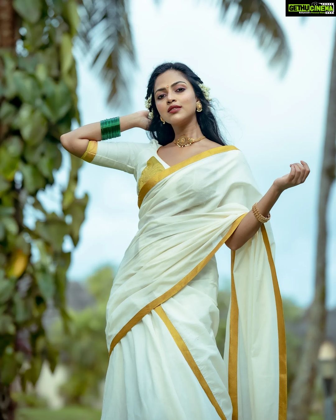 Amala Paul - 298.9K Likes - Most Liked Instagram Photos