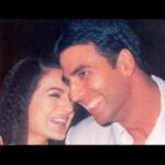 Ameesha Patel Instagram – THROWBACK WEEKENDS… a cute candid moment with @akshaykumar … at the puja before the start of our 1st film together “Mere Jeevan Saathi” … @akshaykumar one of the most professional actors in the industry 💖🧿👏🏻🌈