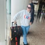 Ameesha Patel Instagram - Off to BARODA ✈️✈️✈️✈️✈️✈️✈️✈️✈️✈️✈️🧿🧿🧿