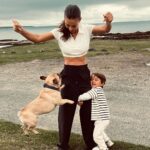 Amy Jackson Instagram - The Homeland 🇮🇲 @aloyoga mumming