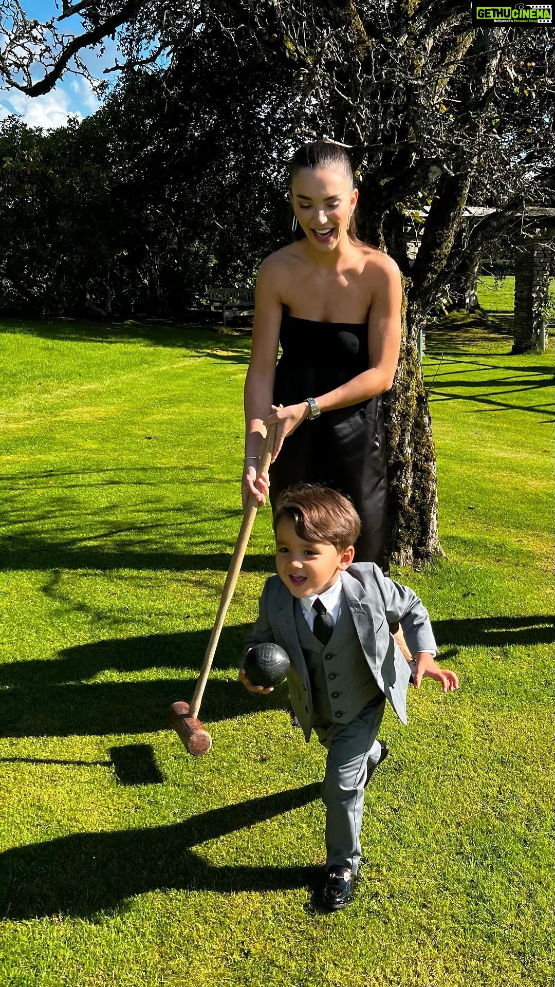 Amy Jackson Instagram - 3 years and 9 months of loving you ❤️