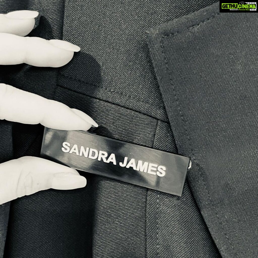 Amy Jackson Instagram - Captain Sandra James 🇬🇧, reporting for duty 🎬