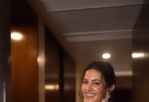 Amyra Dastur Instagram - If only getting ready was this quick 😋 . Makeup by @mitalivakil Hair by @hairgaragebynatasha Ahmedabad, India