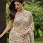 Amyra Dastur Instagram - 🕊 . . . Wearing @shyamalbhumika for the trailer launch of #jogionnetflix ✨ Styled by @malvika_tater Earrings @gehnajewellers1 Rings @anmoljewellers MUA @miimoglam Hair by @hairgaragebynatasha Shot by @dieppj Taj Lands End, Mumbai