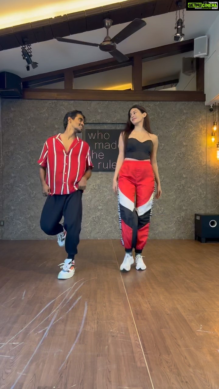 Amyra Dastur Instagram - Back to the basics with @kyle_coutinho & @khushbu_singh 💃🏻 . . . #dancechallenge #dancereels #dancelove #dancereelsindia #danceindia #letsdance
