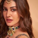 Amyra Dastur Instagram - “Glamor is shine and confidence” . Wearing @paulmiandharsh Jewellery @minerali_store Styled by @malvika_tater Hair @hairstylist_madhav2.0 Shot by @dieppj . . . #thegreatindianwedding #riali #shaadi #shaadiseason #indianwedding #desigirl #lehenga #indianwear #indianfashion