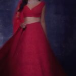 Amyra Dastur Instagram - There is a shade of red for every woman 🥀 . . . Wearing @shantanunikhil Jewellery @razwada.jewels @anmoljewellers Styled by @malvika_tater Hair by @hmua_soniyamodi MUA @elishab_mua Shot by @dieppj Edited by @iharshilpatell . . . #lokmatmoststylish Awards 2022 . . . #redcarpet #redcarpetfashion #indianwear #indianbride #bollywoodstyle #jogi #love #redlehenga #red