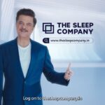 Anil Kapoor Instagram - Raat ke 2 baje, Neend ke 12 baj gaye? Thanks to @thesleepcompany_mattress, I wake up happy, rested and reenergised. #GetSmartGRIDHome #GoSmartGRID #SmartHaiTohJhakaasHai #TheSleepCompany #Mattress #AdFilm #forgetmemoryfoam