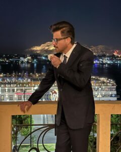 Anil Kapoor Instagram - Love, Double Shot Espresso, Camera & Action… 

50years of @stefanoricciofficial at Luxor, Egypt.