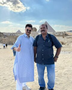 Anil Kapoor Instagram - Work. Travel. Rest. Repeat!! #exploringegypt

Off to Luxor…
