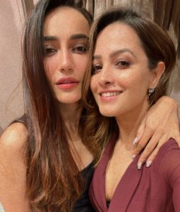 Anita Hassanandani Instagram - Ohhh baby baby it’s a wild world 🤍✨
