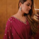 Anita Hassanandani Instagram - Shine bright like a 💎✨ Outfit by - @sionnahpretcouture Jewellery by @allthatglitters.jewellery x @theboltpr Shot by- @ravii_dixit Styled by- @ananyaarora2013 Fashion intern- @mahekagandhi_16 MUA- @makeupbyrajeshpatil @sarita_sharma_25
