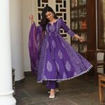 Ankitta Sharma Instagram - नज़रों ने तेरी छुआ, तो है ये जादू हुआ.. होने लगी हूँ मैं हँसीं.. 💜 Wearing @bunaai