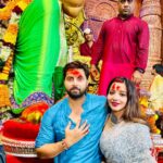 Antara Biswas Instagram - “LAALBAUG CHA RAJA “ … Is pal ke Liye Barson intezar Kiya hai humne… Aur kitna Accha lag Raha Hai, kitne khush hain hum bata nahi sakte…. Sab Kuch Accha Hone Wala Hai 🙏🙏🧿…. #lalbaughcharaja #laalbaagcharajadarshan #ganpatibappamorya #blessed #happy #bestmoment #love #darshan Thank you @heenaalad @kaushal_j for making this happen… love you guys ❤️❤️ Lalbaugcha Raja Sarvajanik Ganeshotsav Mandal