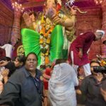 Antara Biswas Instagram - “LAALBAUG CHA RAJA “ … Is pal ke Liye Barson intezar Kiya hai humne… Aur kitna Accha lag Raha Hai, kitne khush hain hum bata nahi sakte…. Sab Kuch Accha Hone Wala Hai 🙏🙏🧿…. #lalbaughcharaja #laalbaagcharajadarshan #ganpatibappamorya #blessed #happy #bestmoment #love #darshan Thank you @heenaalad @kaushal_j for making this happen… love you guys ❤️❤️ Lalbaugcha Raja Sarvajanik Ganeshotsav Mandal