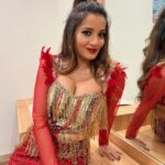 Antara Biswas Instagram – 💥 💥 boom… 
#eventdiaries #aboutlastnight #dhanbaad #whatanight 

Styled by: @anusoru 
Mua: @sachinmakeupartist1 
Hairstyling: @shab_qureshi786 
📸: @deepakpathak663 

Eyelashes: thank you @sonyaaayodhya for the lovely @flibbertigibbetbeautty lashes … Dhanbad