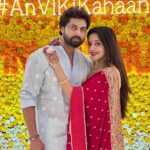 Antara Biswas Instagram – “ Happy Karwachauth “.. Chand ka Intezaar Karte Karte Kuch Pics Bhi Banta Hai Na…. #anvikikahaani ke beautiful Ghar Mein … #karwachauth #2022