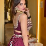 Antara Biswas Instagram – These Are Yesterday’s Feeling 🤷‍♀️❤️… 

Outfit: by my dearest @rashmi_aaryaa @shreeaaryaofficial 
📸: @deepakpathak663