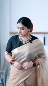 Anu Sithara Instagram - Stylist : @asaniya_nazrin Outfit : @mloft_by_joeljacobmathew Makeup and Hair : @pinkyvisal 📷 @vishnuprasadsignature