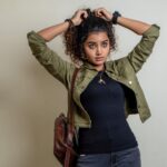 Anupama Parameswaran Instagram - How I began #karthikeya2 journey as #mugdha 😅 Captured by @seshu__vardhan 🔥