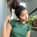 Anupama Parameswaran Instagram - Lazy Sundays 🥱 #noshowerfunday🫣🤭😬 #fluface😷