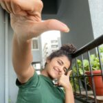Anupama Parameswaran Instagram - Lazy Sundays 🥱 #noshowerfunday🫣🤭😬 #fluface😷