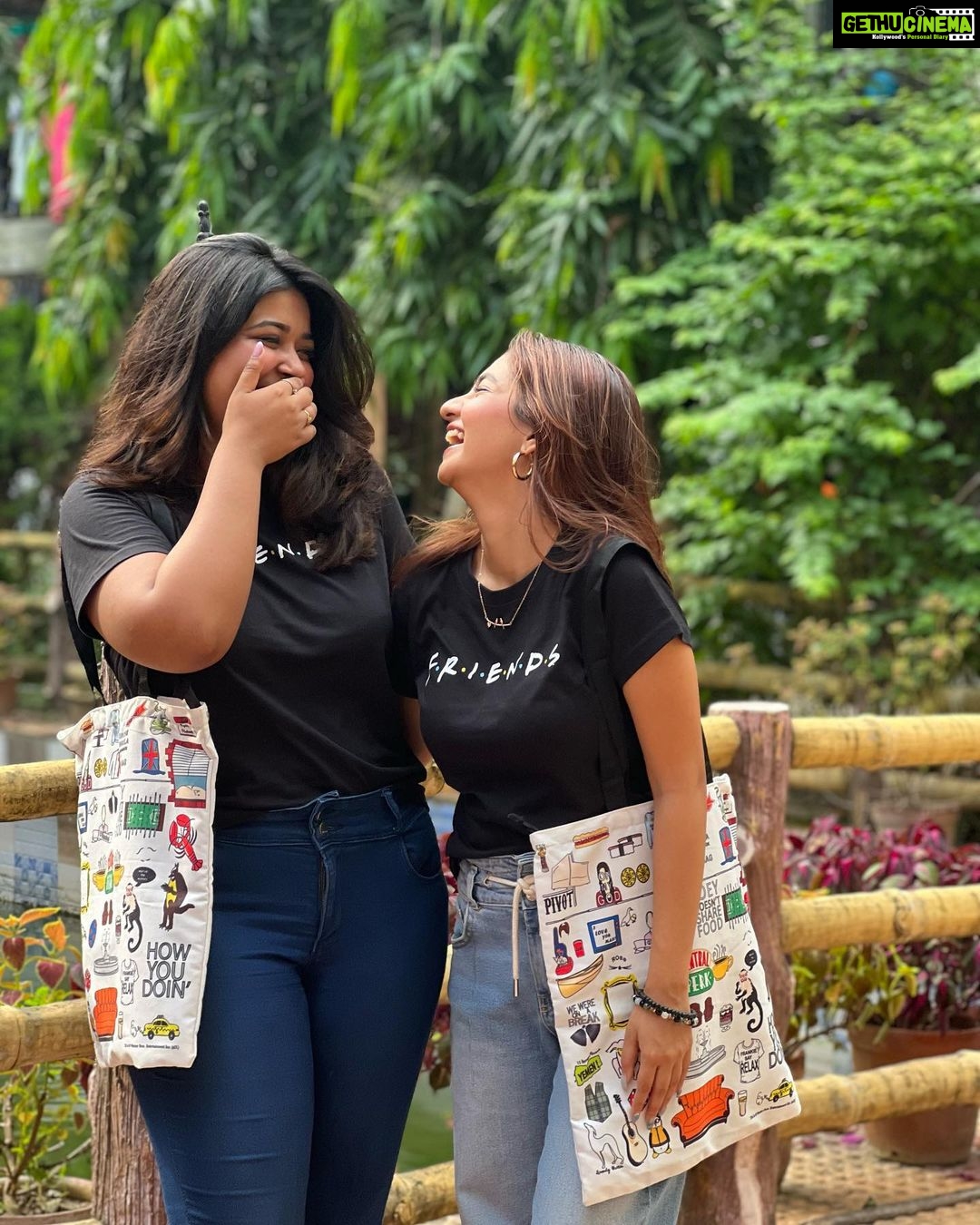 Anushka Sen Instagram - the Joey to my Chandler 🤍👯♀️🫶 Kolkata