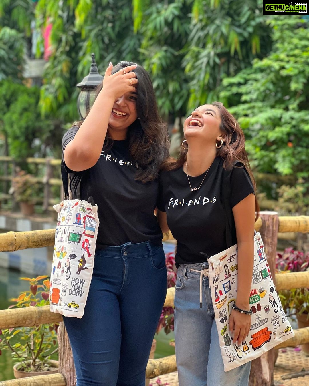 Anushka Sen Instagram - the Joey to my Chandler 🤍👯♀️🫶 Kolkata