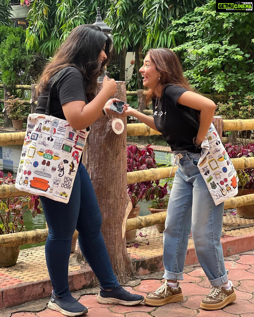 Anushka Sen Instagram - the Joey to my Chandler 🤍👯♀️🫶 Kolkata