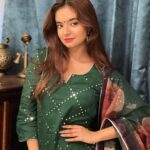 Anushka Sen Instagram – 👀🌹