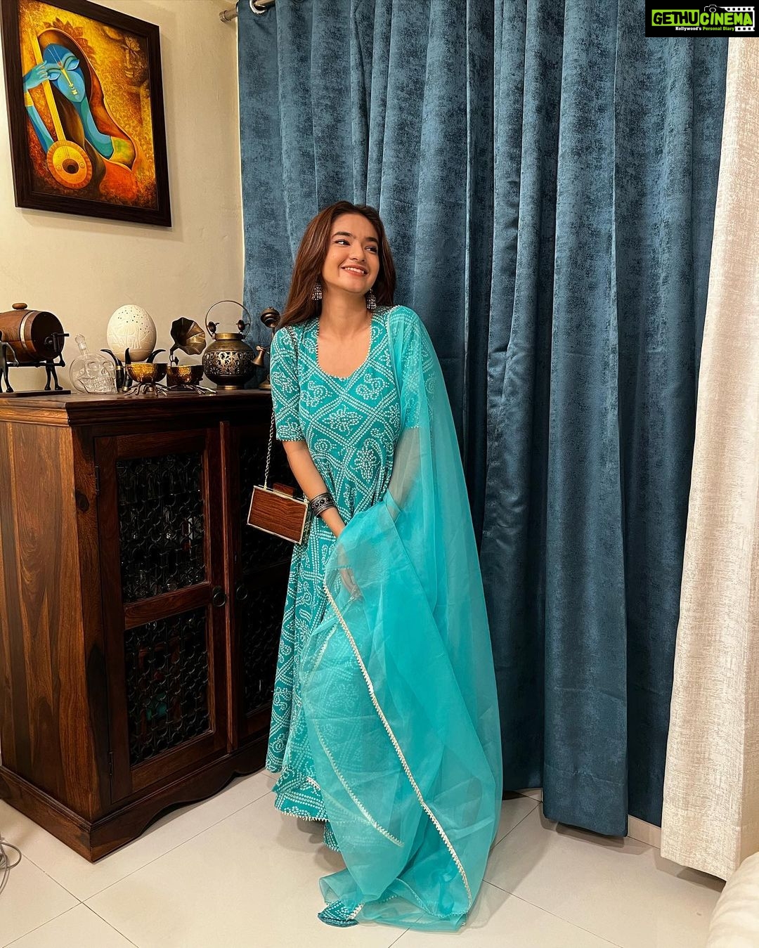 Anushka Sen Instagram - Festive season 😇🙏✨ #ganeshchaturthi