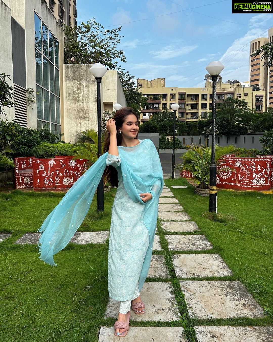 Anushka Sen Instagram - Happy Ganesh Chaturthi 🙏✨