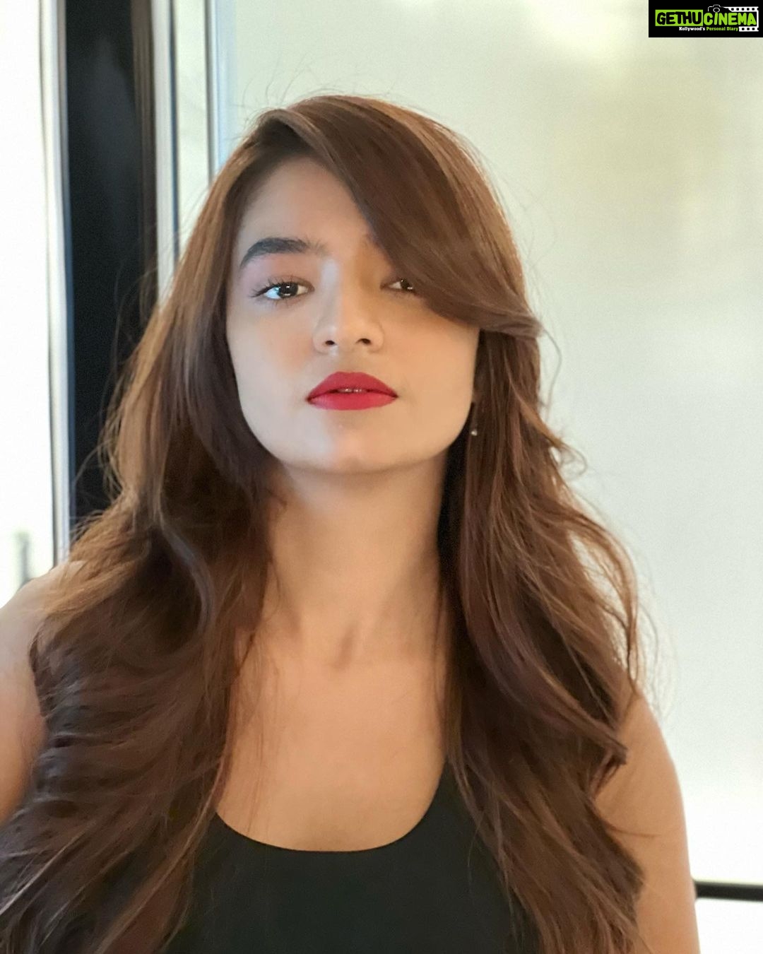 Anushka Sen Instagram - eyes chico, they never lie 💋