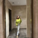 Anushka Sen Instagram - Dinner nights 🦦💁‍♀️