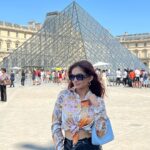 Anushka Sen Instagram - Louvre ✨🫶
