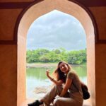 Anushka Sen Instagram - Work mode 🤍✨😇