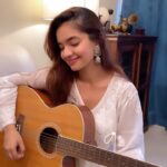 Anushka Sen Instagram – Blissful voice 😇🥹 love this song so muchh #heerranjha 💜