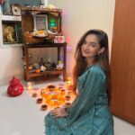 Anushka Sen Instagram - Wish you all a very Happy Diwali from Sen family ✨🪔🧿🤍