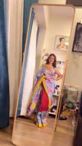 Anushka Sen Instagram - Durga Puja ready 🤍🥰 #reels #reelsinstagram