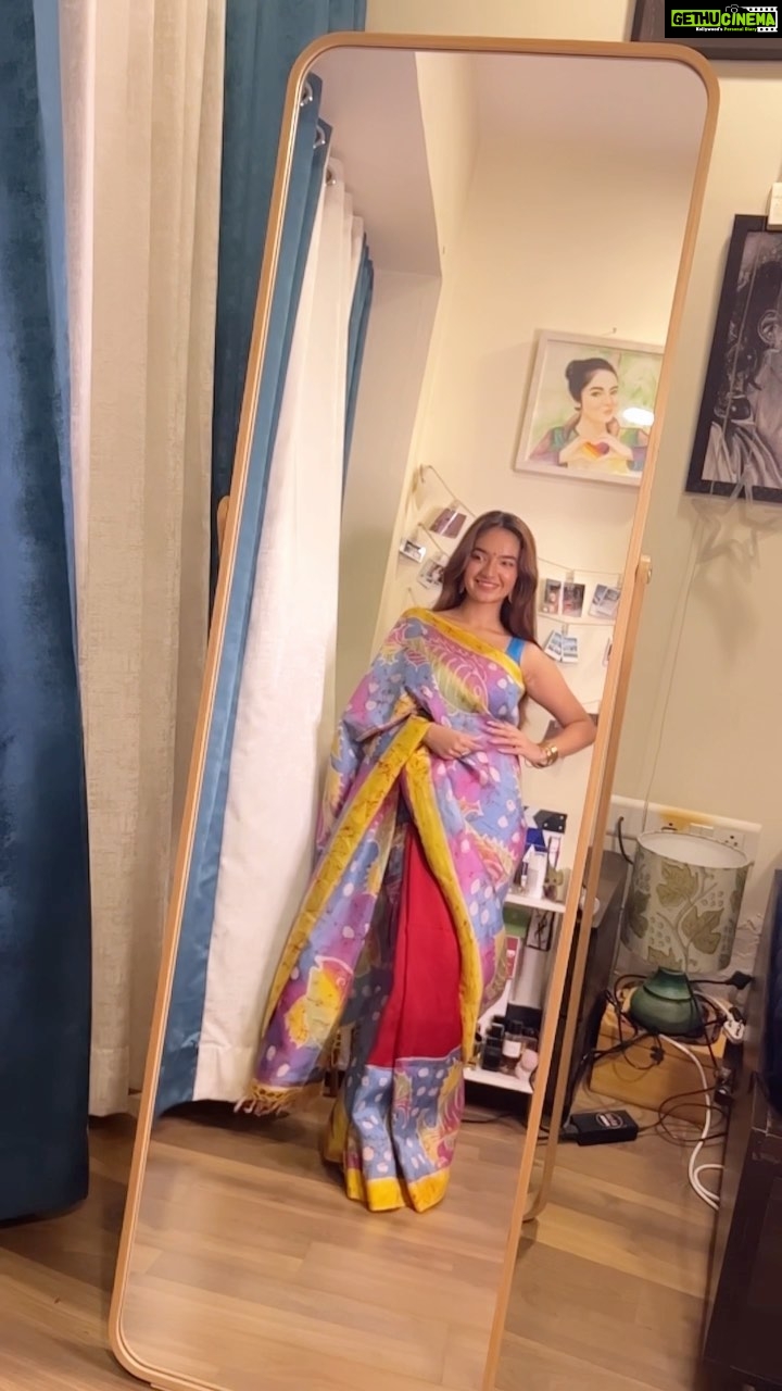 Anushka Sen Instagram - Durga Puja ready 🤍🥰 #reels #reelsinstagram