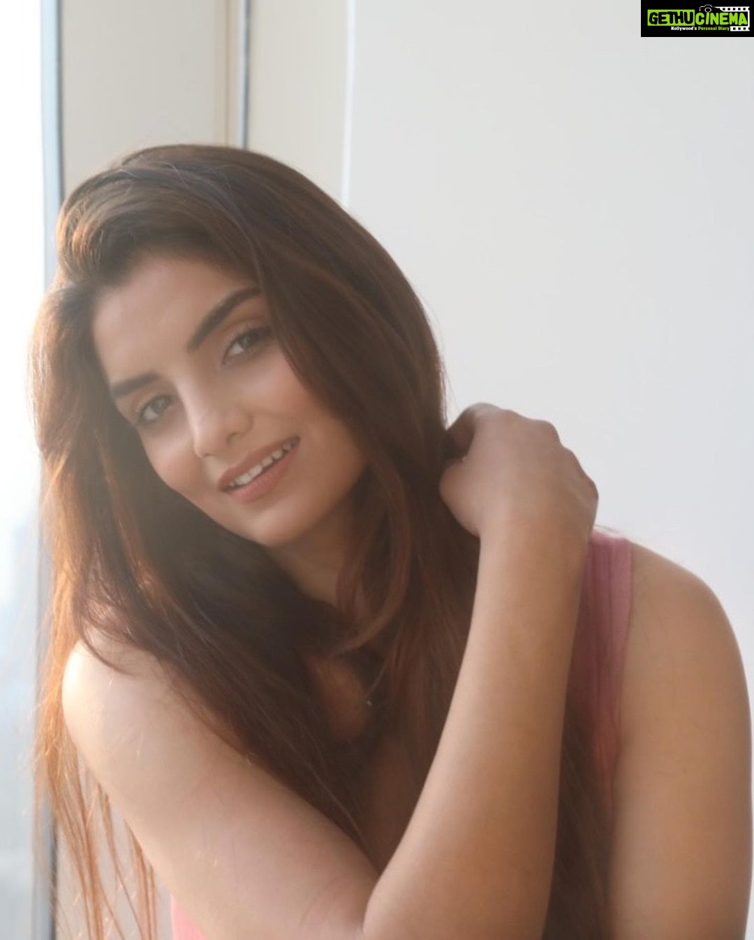 Anveshi Jain Instagram - Candid❤️ . . . . #love #2022 #throwback #instagood #insta #instagram #reels #réel #reel #instafashion #bollywood #bollywoodactress #instafashion #reelsvideo #bollywoodhot #candid #random #bolly #anveshijainhot #anveshijain #anveshi