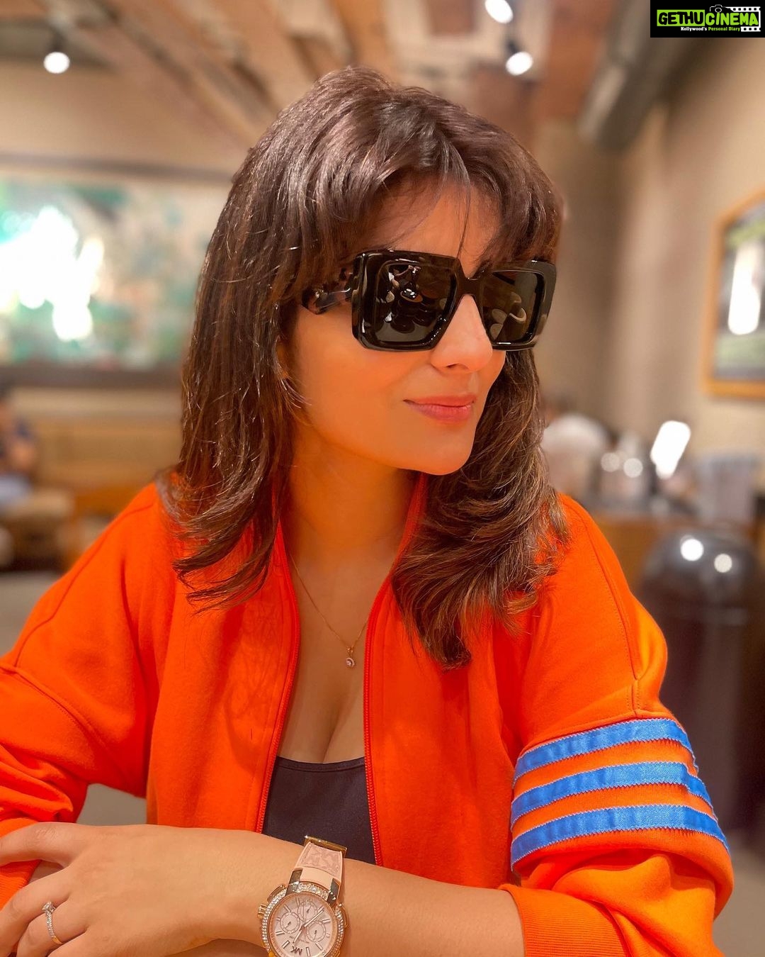 Anveshi Jain Instagram - 🍊 . . . #love #2022 #throwback #instagood #insta #instagram #reels #réel #reel #instafashion #bollywood #bollywoodactress #instafashion #reelsvideo #bollywoodhot #candid #random #bolly #anveshijain #anveshi Mumbai, Maharashtra