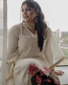 Aparna Balamurali Instagram - For the promotions of Sundari Gardens ❤️ #1 Special shoutout to this team for all the last min magic❤️ 📸 : @pournami_mukesh_photpgraphy Styling : @keepitstylish_by_ammu @styledbyammu Outfit : @labelmdesigners Make up : @aikahairandmakeup @aishwaryakarayilofficial Jewellery : @antegra_diaries