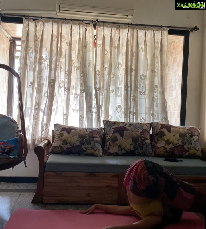 Apoorva Arora Instagram - Joining yoga with @pallavi.kedia has been a blessing ♥️ I’m still a work in progress and always will be, but whatever little improvements I make everyday mean a lot to me. To better health, intrinsic happiness and fulfilling small goals everyday 🥂 (they need to make a smoothie emoji) #internationalyogaday